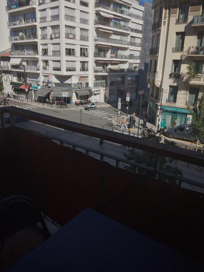 Charmant F1 Pres Tramway Et Plage Nice Exterior photo